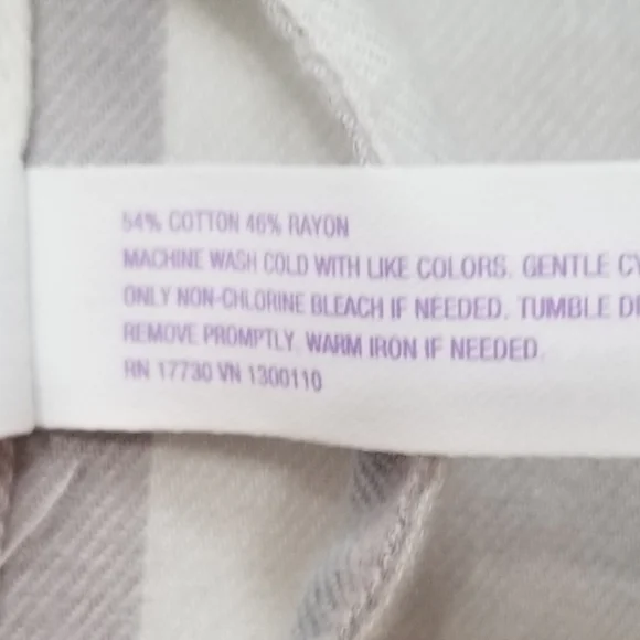 NWT Stars Above Gray Plaid Cozy Flannel Robe Size XS/S - Picture 8 of 10